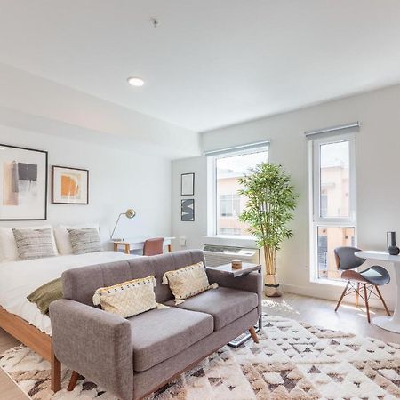 Studio Apartment In Vancouver Extérieur photo